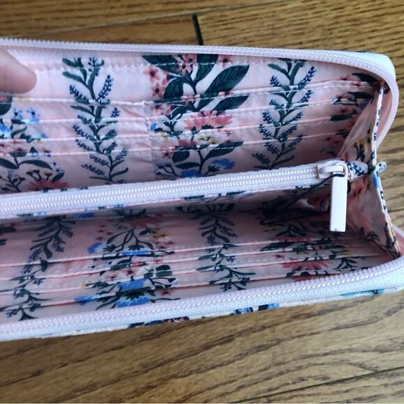 Vera Bradley RFID Jordin Continental Floral Quilted Paradise Coral Wallet NWOT - Picture 6 of 7